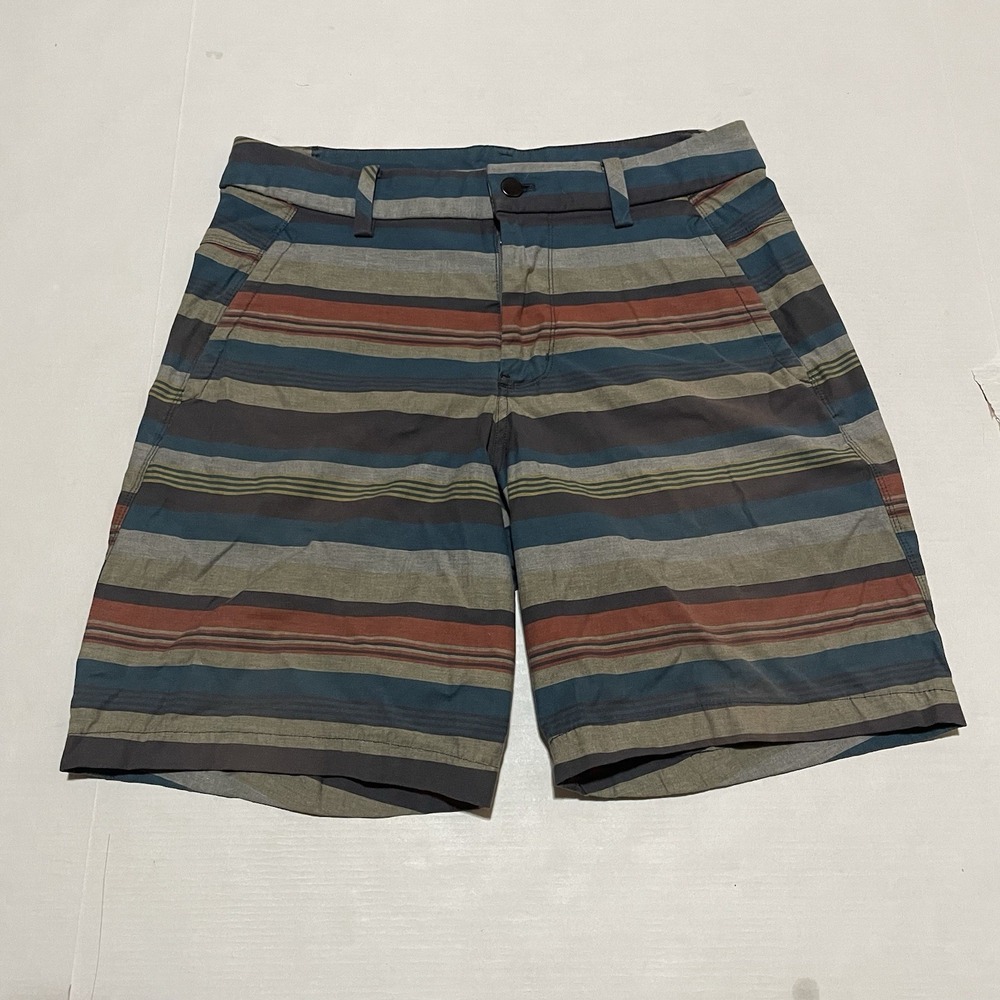 Lululemon Shorts Men's Size 32 X 8.5‎ Striped Casual Golf Walking Stretch Chino